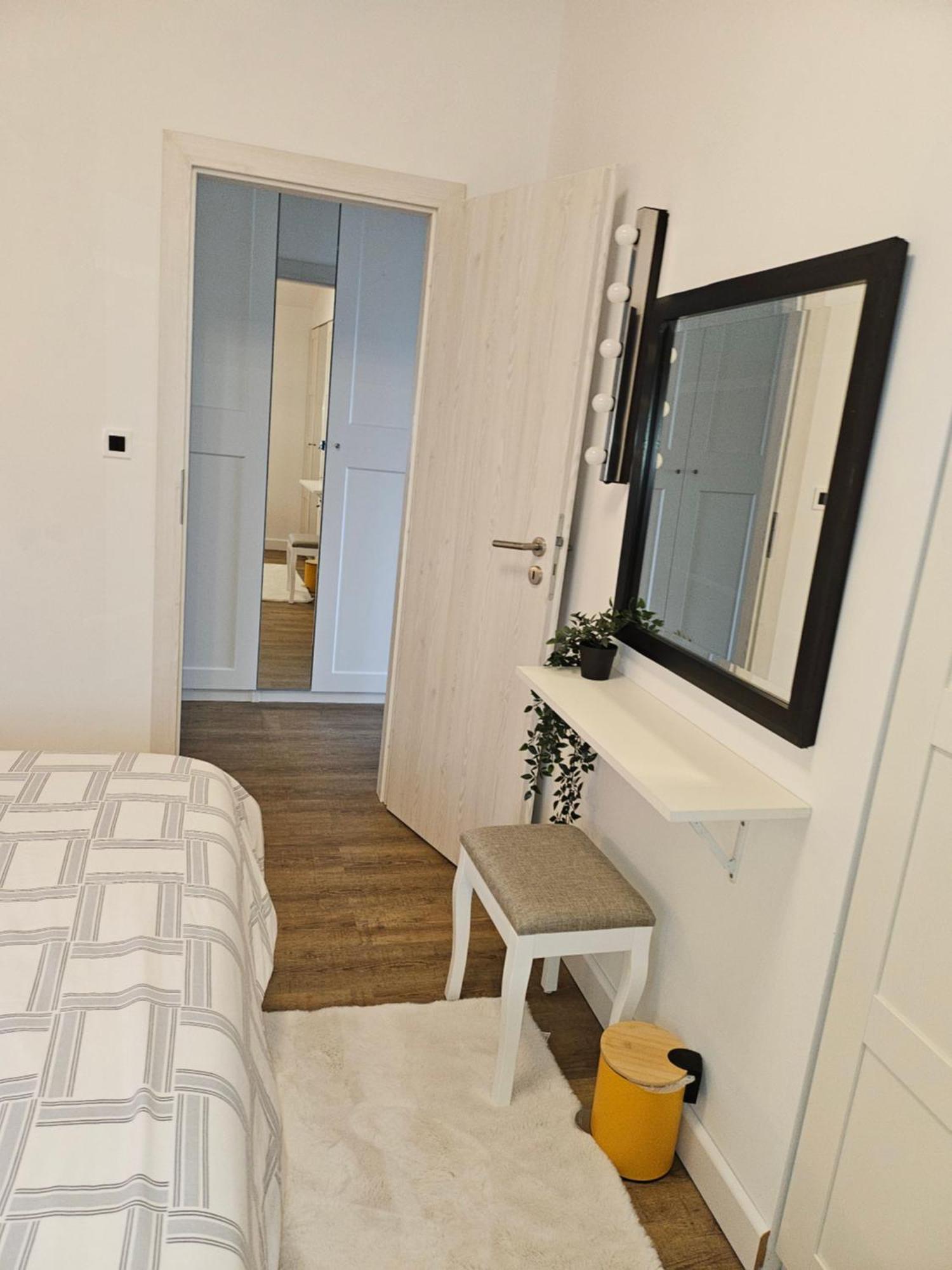Apartman Pojine Gabonjin Zewnętrze zdjęcie