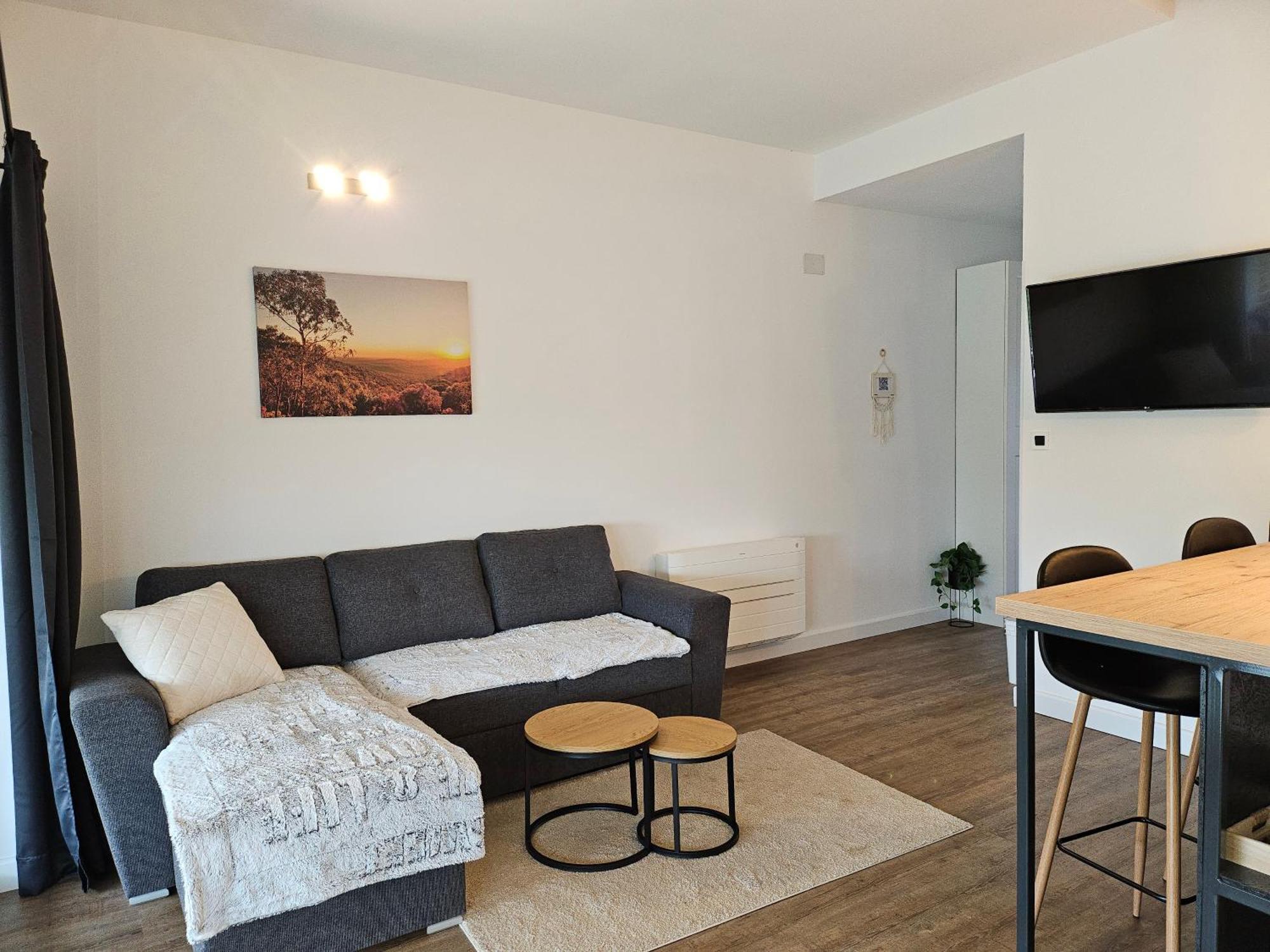 Apartman Pojine Gabonjin Zewnętrze zdjęcie