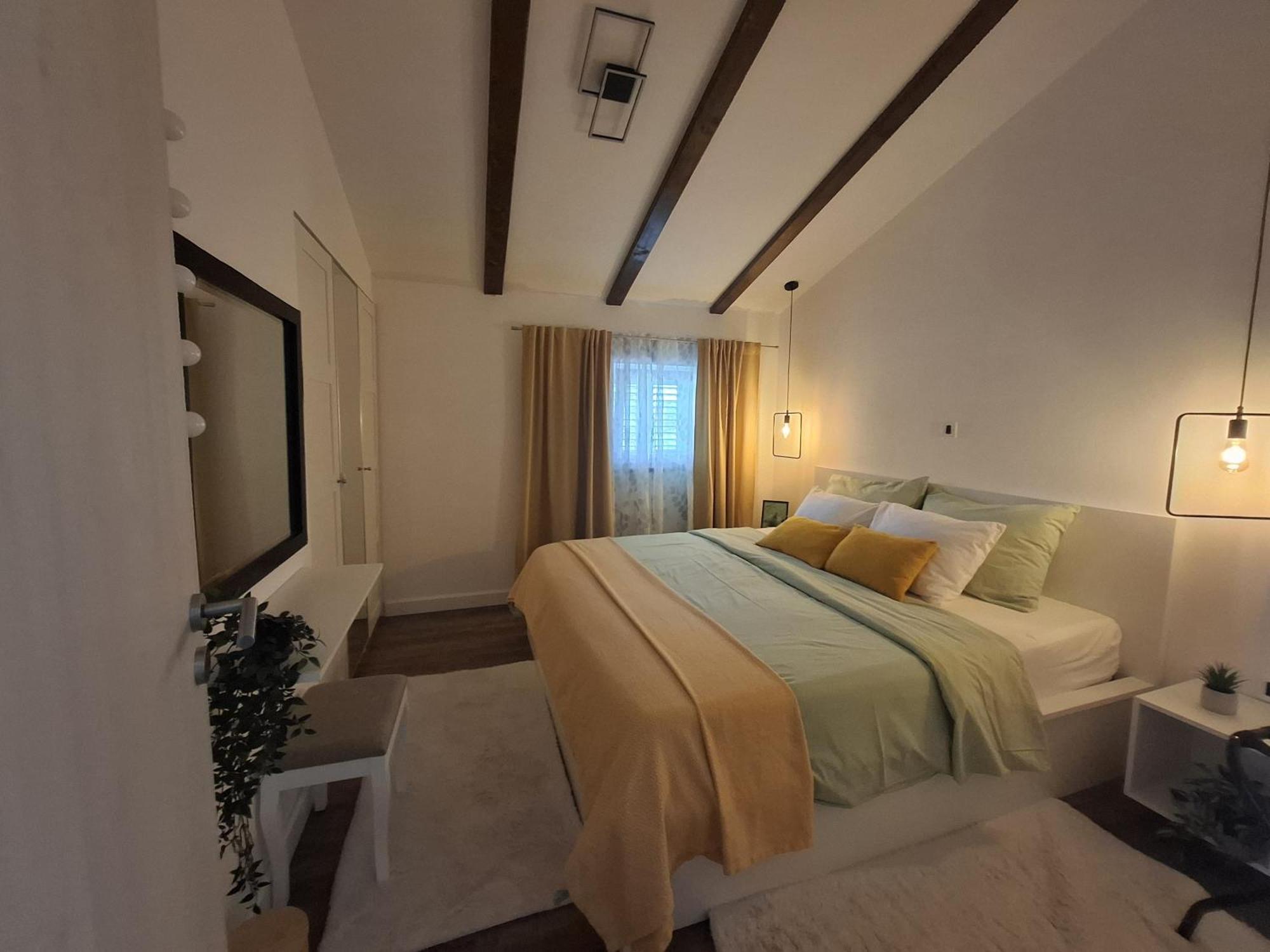 Apartman Pojine Gabonjin Zewnętrze zdjęcie
